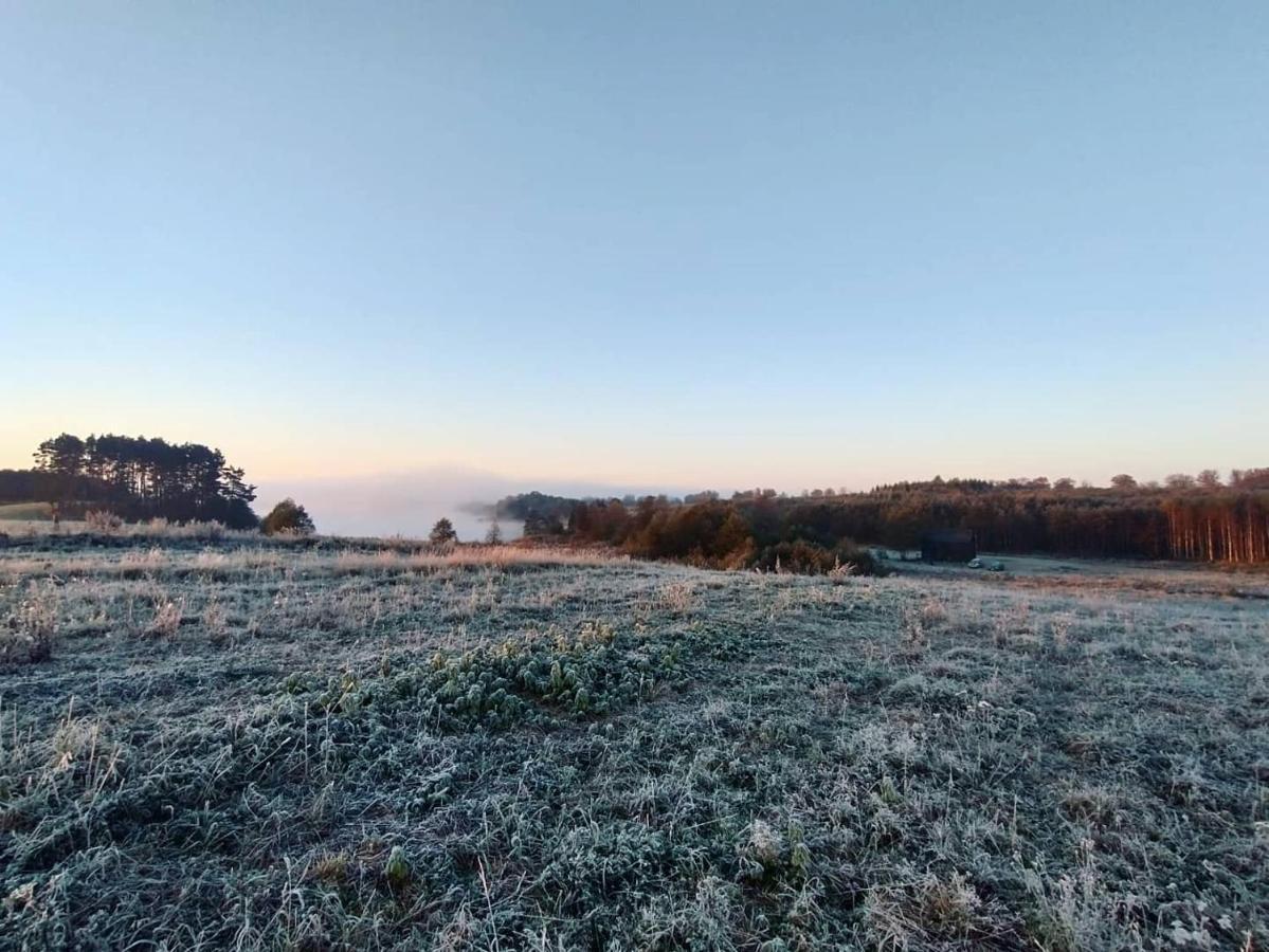 Miedzy Olchami Domek Nad Jeziorem. Noclegi Caloroczne. Cisza, Spokoj. Барчево Экстерьер фото